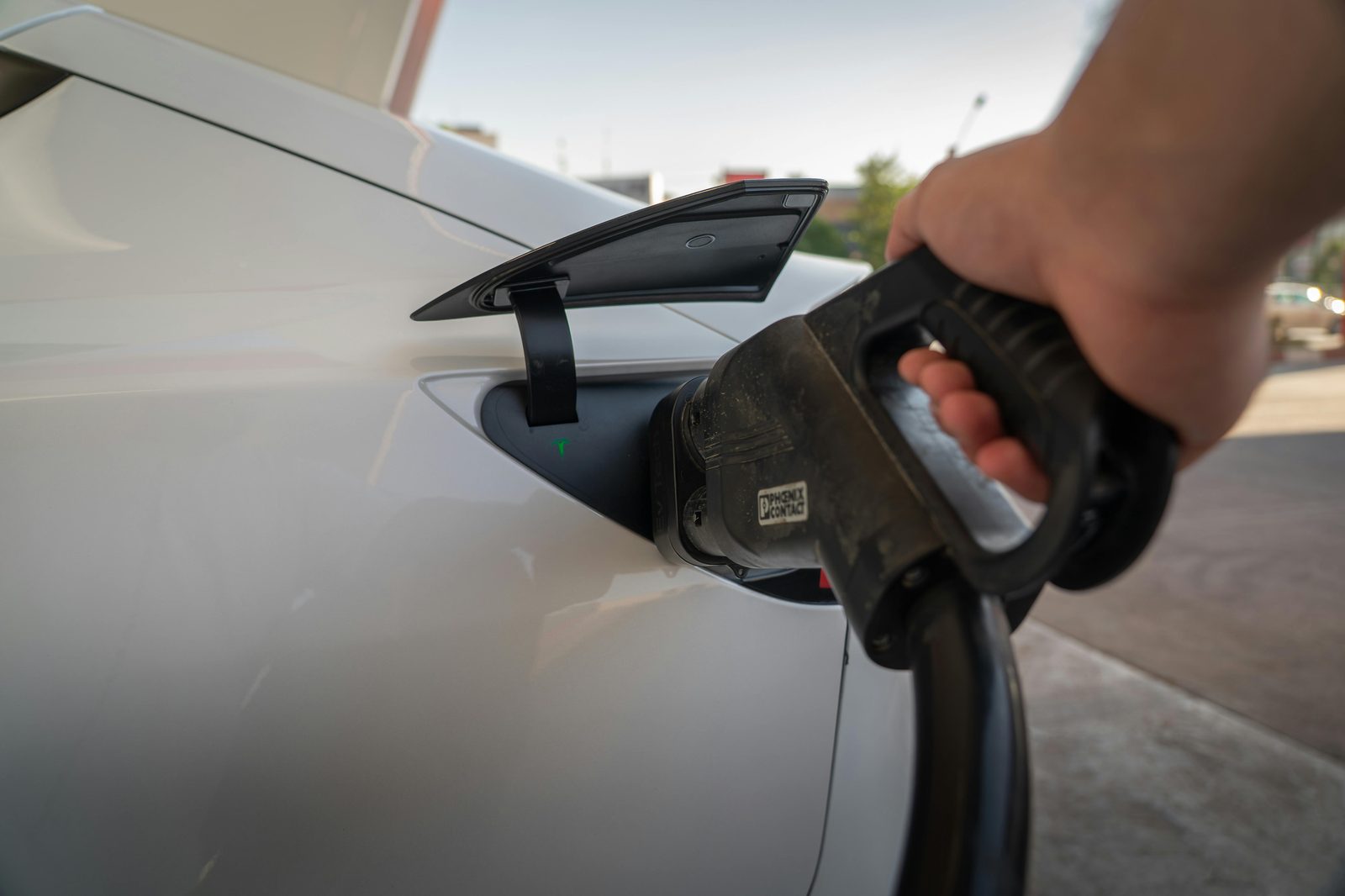 CATL Answers BYD: Six-Minute Charging, Sodium-Ion in Mass Production by Q4